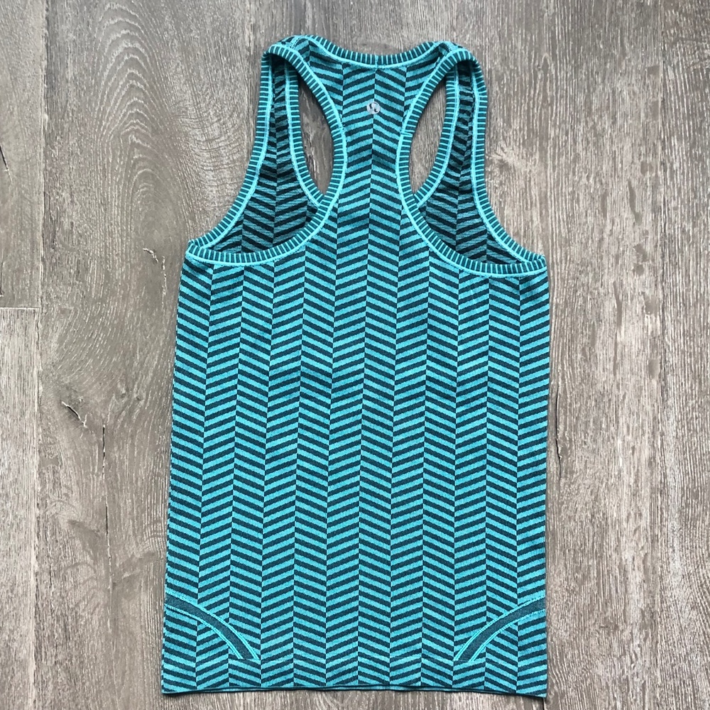 Lululemon Swiftly Tech Racerback - Picture 9 of 11